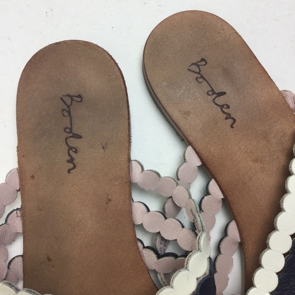 Boden Rickrack Overlapping Navy & White Thong Sandals Size 7 - Picture 10 of 12